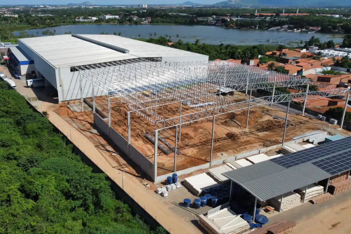 Galpão finalizado — vista aérea — Proconst
